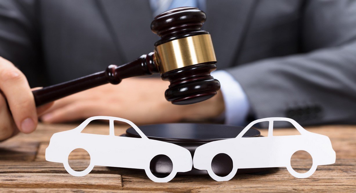 Best Riverside Car Accident Lawyers & Law Firms